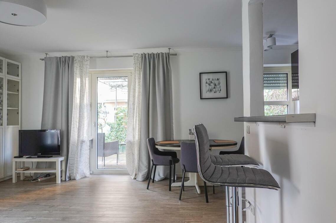 Ruhige Ferienwohnung Mitten In Вісбаден Екстер'єр фото